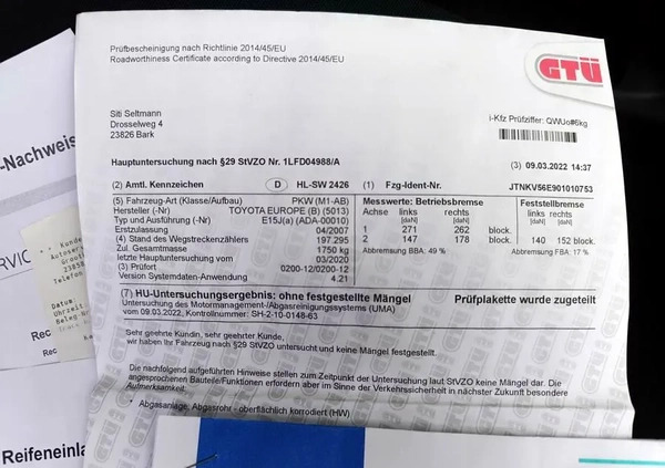 Toyota Auris cena 18999 przebieg: 207257, rok produkcji 2007 z Poznań małe 466